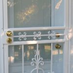 white ritz royale w/picture frame #21 #21